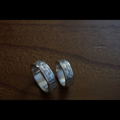 勿忘草のペア指輪