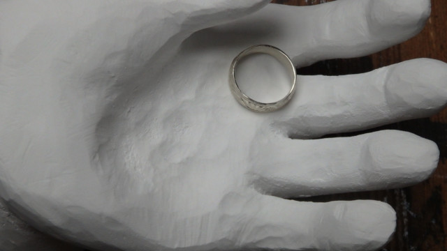 睡蓮の指輪 water lily