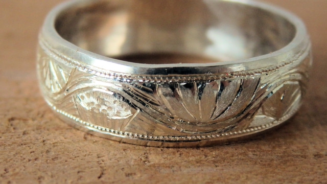 睡蓮の指輪 water lily